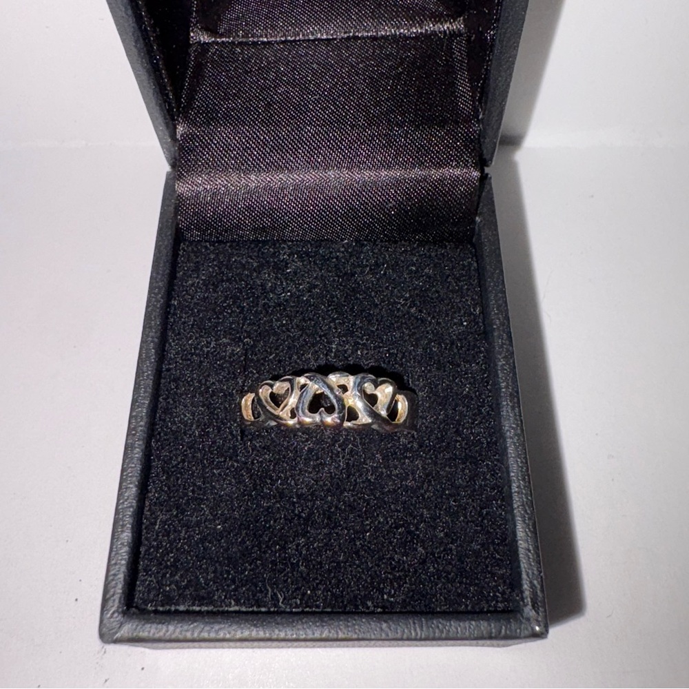 925 Sterling Silver Chain of Hearts Tiny Stacker James Avery Love Ring Band Sz 8